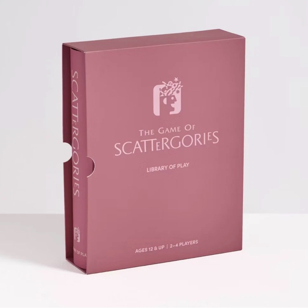 Library of Play- Scattergories Bookshelf Board Game
